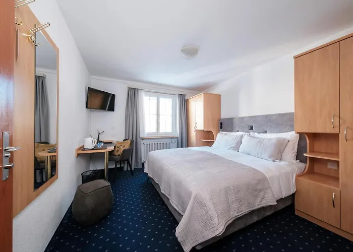 Buenda Ξενοδοχείο 3*